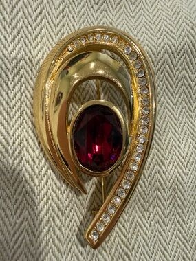 Christian Dior Gold Tone Brooch with Deep Red Crystal and Clear Rhinestones